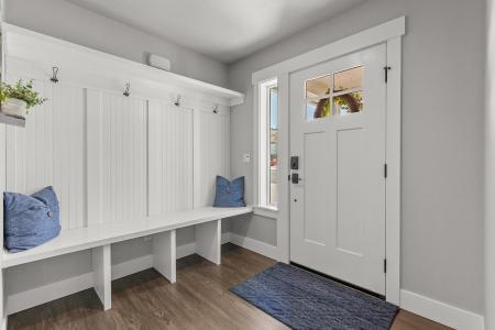 18105 E Selkirk Estates Rd, Greenacres, Washington 99016, USA