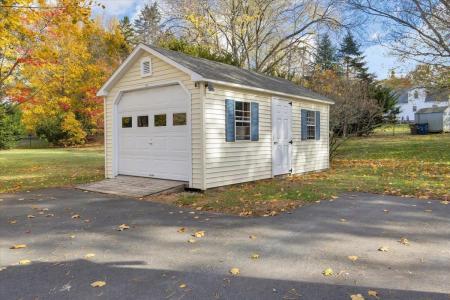 32 Christopher Drive, Vernon, Connecticut 06066, Estados Unidos