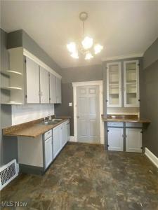 6108 Gateway S Boulevard, Elyria, Ohio 44035, USA