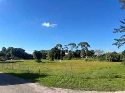 0000 Pineridge Lane, West Palm Beach, Florida 33417, USA