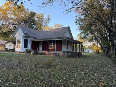 921 E Church Street, Wagoner, אוקלהומה 74467, ארצות הברית של אמריקה