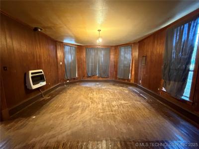 921 E Church Street, Wagoner, אוקלהומה 74467, ארצות הברית של אמריקה