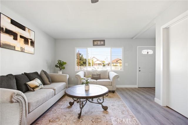 1646 E 41st, Los Angeles, קליפורניה 90011, ארצות הברית של אמריקה 