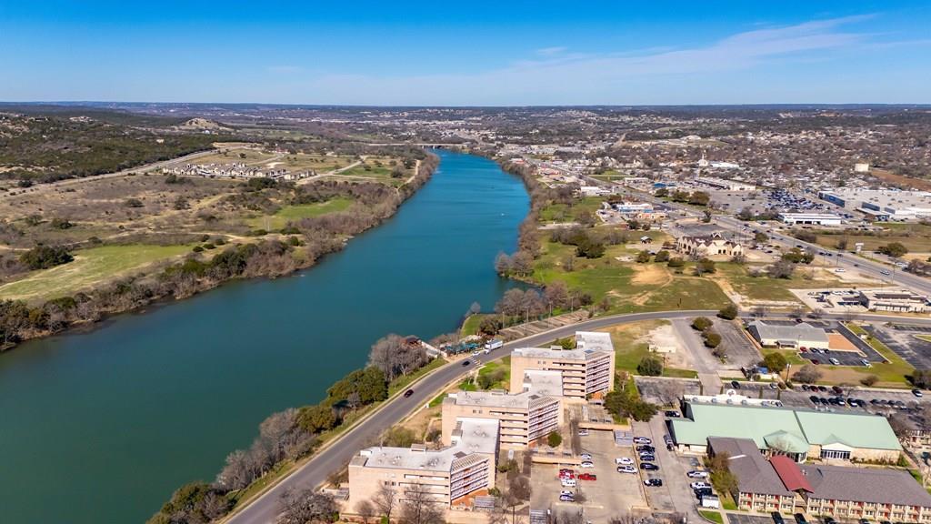 1006-3D Guadalupe St, Kerrville, 得克萨斯州 78028, 美国