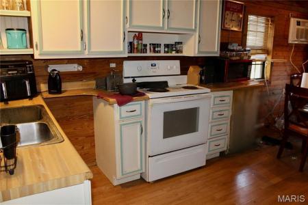 18868 Chickadee Drive, Marble Hill, 密蘇里州 63764, 美國