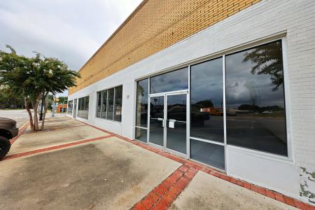 31,35 Scott St., Camilla, Georgia 31730, USA