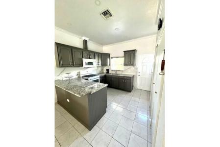 PEACOCK CLOSE ESCAPE, West Bay, Grand Cayman, Cayman Islands