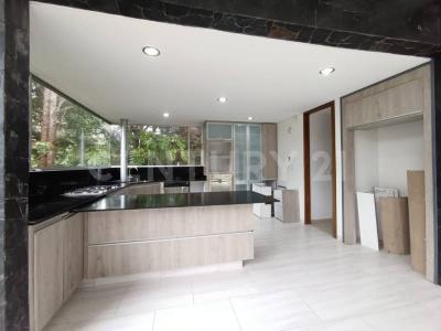 Medellín, Antioquia 055427, Colombia