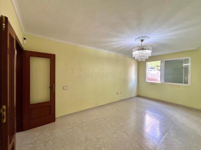 Santa Cruz De Tenerife, Canarias 38009, Spain