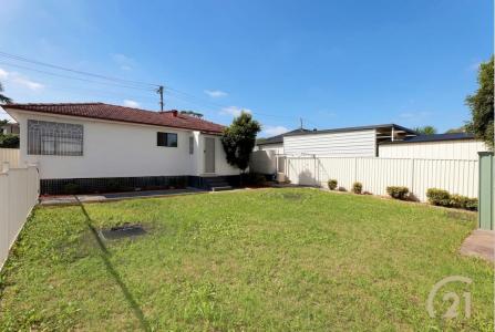 8 Belvedere Street, Mount Pritchard, NSW 2170, Australie