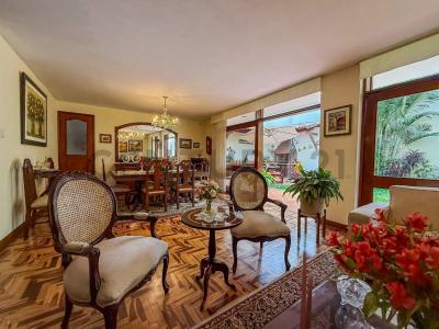 Jr. Bartolome Herrera , Lima, Lima 00001, Peru