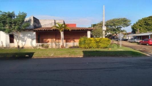 Fernando De La Mora, מרכזי 00001, פרגוואי