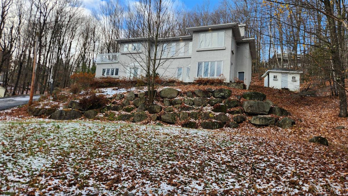 274Z Ch. de la Corniche, Piedmont, Quebec J0R 1K0, Canada