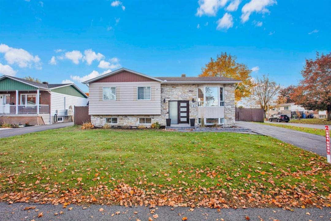 2  Rue Jupiter, Mercier, קוויבק J6R 2E1, קנדה 