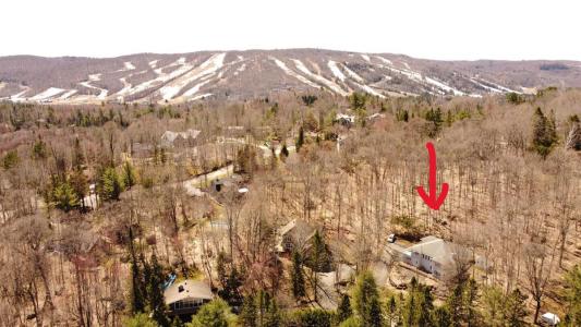 274 Ch. de la Corniche, Piemonte, Quebec J0R 1K0, Canada