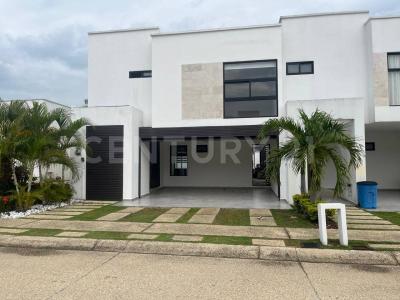 Flor de Oro 101,, Villahermosa Centro, Tabasco 86287, Mexico