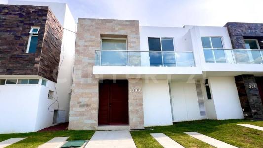 Casa en Renta Parque Kassia, Lomas de Angelopolis,  Cascatta II 1,, Ocoyucan, 普埃布拉 72850, 墨西哥