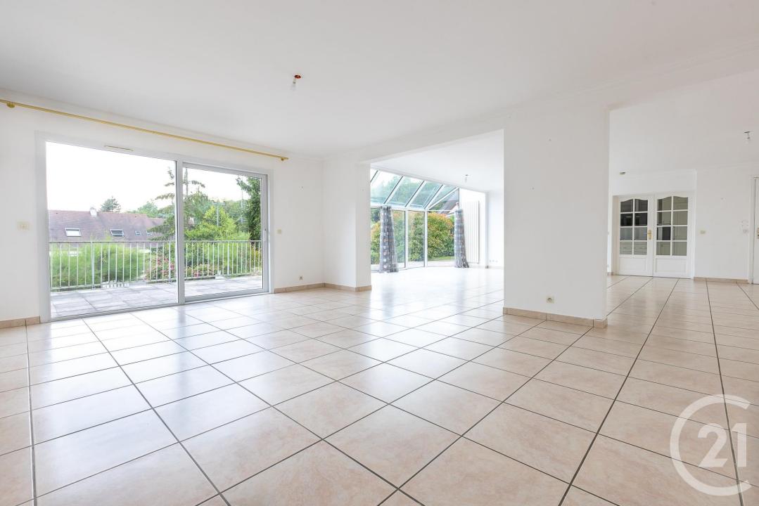 Bievres, Île-de-France 91570, France