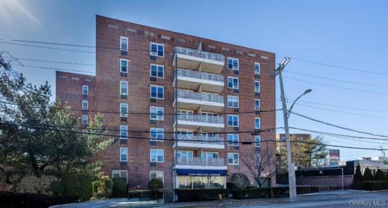 1296 Midland Ave  2L, Yonkers, NY 10704, USA
