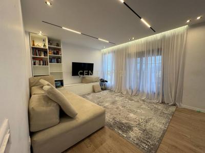 Kopshti Botanik Zoologjik, Tirana, Albania