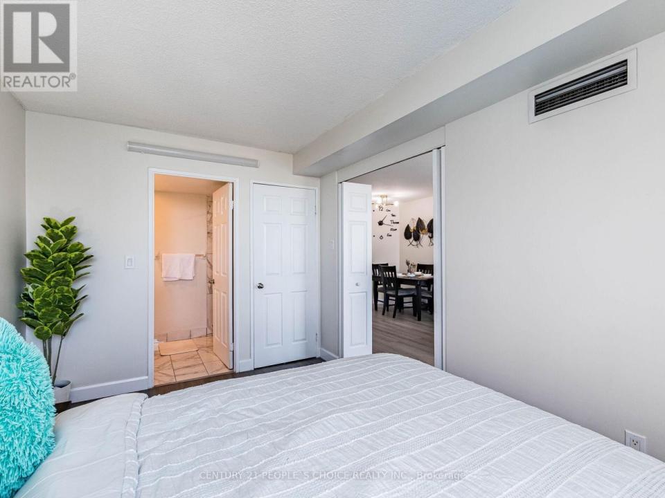 4470 TUCANA COURT, Mississauga (hurontario), Ontario L5R 3K8, Canadá