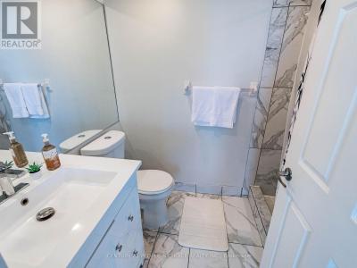 4470 TUCANA COURT, Mississauga (hurontario), Ontario L5R 3K8, Canadá