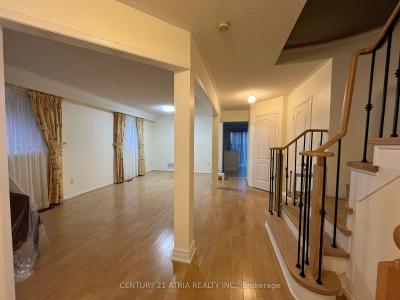 57 RIDEAU DRIVE, Richmond Hill, Ontario L4B 4P3, Canadá