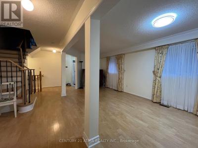 57 RIDEAU DRIVE, Richmond Hill (langstaff), Ontario L4B 4P3, Canada