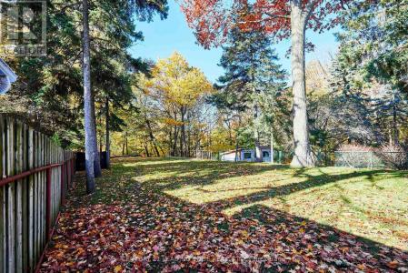 24 LARWOOD BOULEVARD, Toronto (cliffcrest), Ontario M1M 2M5, Canada