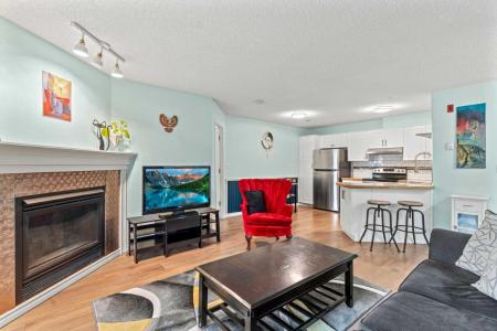 20 SIERRA MORENA MEWS SW, Calgary, Alberta T3H 3K6, Kanada
