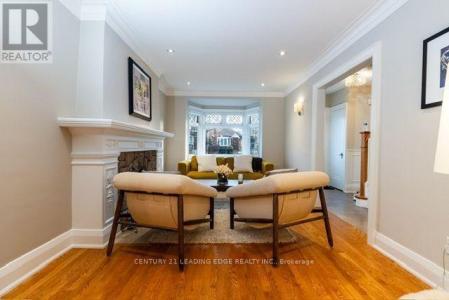 342 WOBURN AVENUE, Toronto (lawrence Park North), Ontario M5M 1L2, Canadá