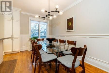 342 WOBURN AVENUE, Toronto (lawrence Park North), Ontario M5M 1L2, Canadá