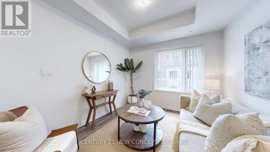 225 BIRMINGHAM STREET, Toronto (new Toronto), Ontario M8V 0J5, Canada