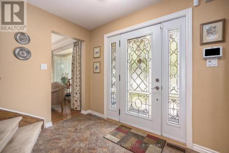 1358 TURNER CRESCENT, Ottawa, Ontario K1E 2Y4, Canada