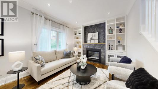 1 DUSTAN CRESCENT, Toronto (east York), オンタリオ M4J 4G4, カナダ