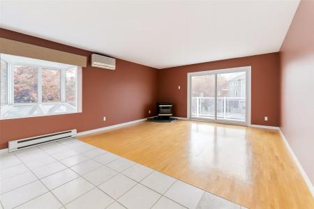 2405 Rue Henriette-Céré, Longueuil (Saint-Hubert), 퀘벡주 J3Y 9C6, 캐나다