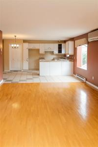 2405 Rue Henriette-Céré, Longueuil (Saint-Hubert), 퀘벡주 J3Y 9C6, 캐나다