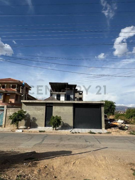 Zona La Maica, C/ Sagrada Familia Sin Número, Sur, Cochabamba 00001, Bolivia