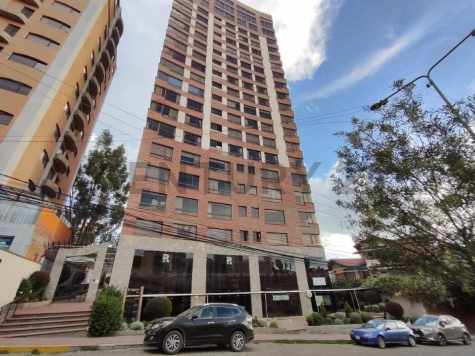 Torre Grandezza, Av. Muñoz Reyes, calle 25 , Calacoto, La Paz 00001, 玻利维亚