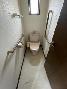 藤生町３丁目, 岩国市藤生町3丁目貸家, 岩国市, Yamaguchi 740-0036, Japonia