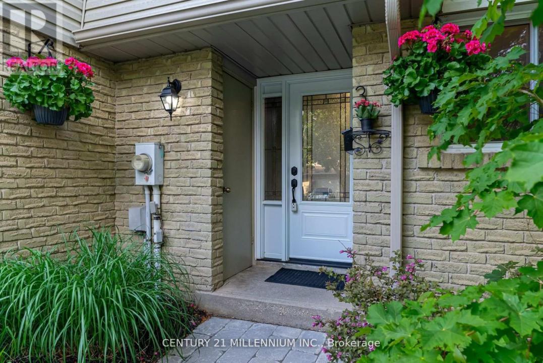 3 ORANGE MILL COURT, Orangeville, Ontario L9W 3R6, Canadá