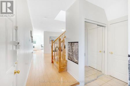 37 CLYDE ROAD, Brampton (credit Valley), Ontario L6X 0M6, Canada