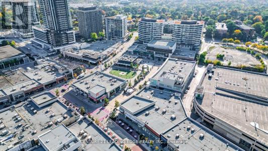 99 THE DONWAY WEST, Toronto (banbury-don Mills), Ontario M3C 0N8, CANADÁ