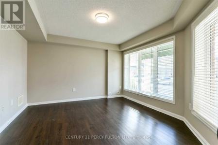 204 MAGURN GATE, Milton (ha Harrison), Ontario L9T 7B4, Canada