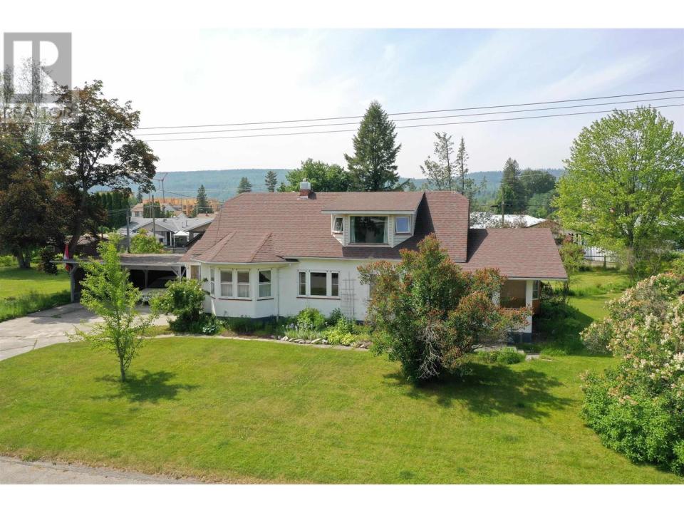 545 WILSON STREET, Quesnel, Colúmbia Britânica V2J 2W2, CANADÁ