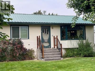 379 ROLPH STREET, Quesnel, British Columbia V2J 1A2, Canada