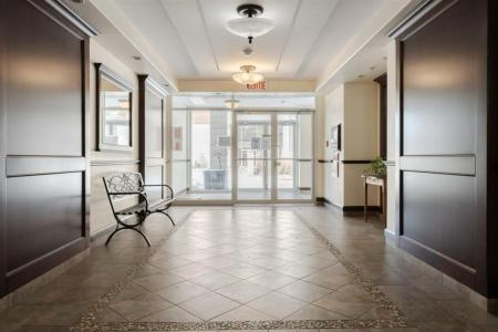 1390  Rue Palerme, Brossard, Quebec J4W 0A2, Canadá