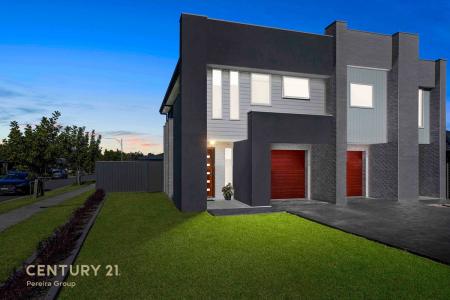 90b Easton Avenue, Spring Farm, NSW 2570, Australia