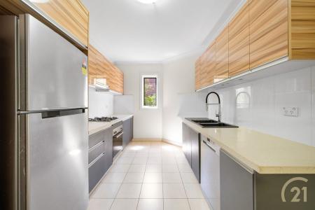 13/25-27 Dixmude Street, South Granville, NSW 2142, Avustralya