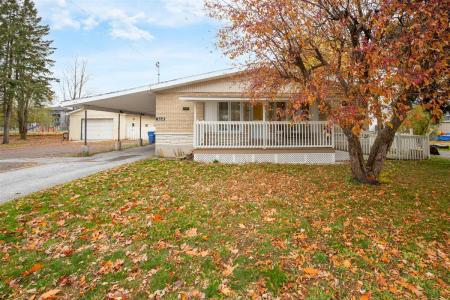 164 Rue St-Romuald, Farnham, 魁北克省 J2N 2P2, 加拿大